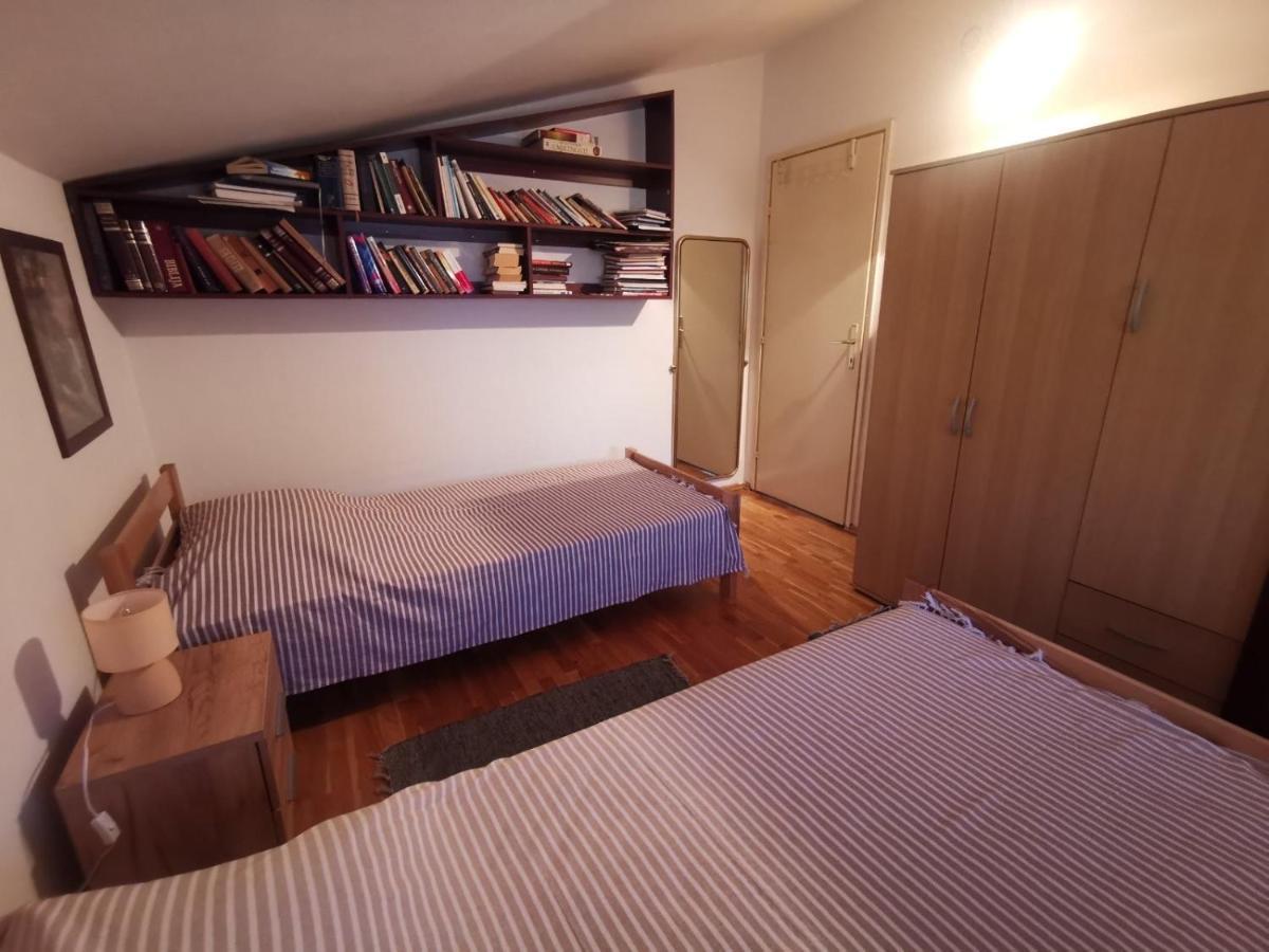 Apartments Luca Жаборич Экстерьер фото